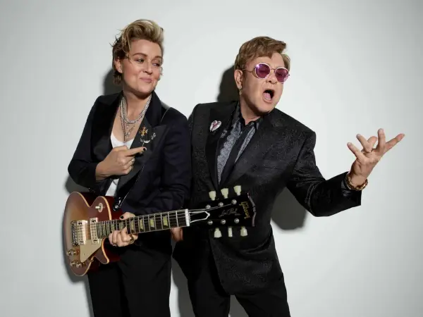 MM News Musiknews Elton John Brandi Carlile Pressefoto Who Believes In Angels 2025