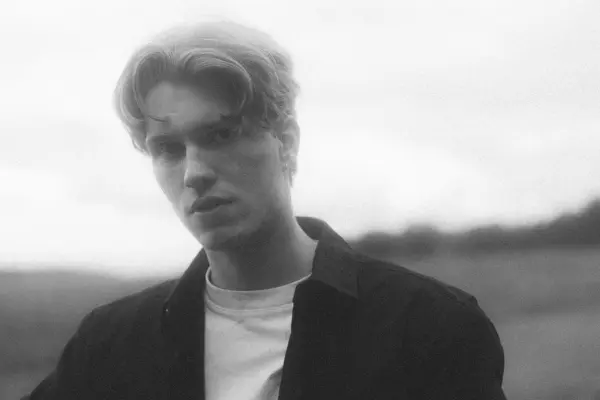 MM News Musiknews LoSin Pressefoto 2024 Credit Pierre Beecroft