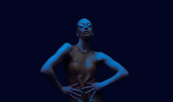 MM News Musiknews Agnes Pressebild Balenciaga Covered Eyes 2025