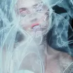 MM News Musiknews Miley Cyrus DLX 1 PC Jonnie Chambers