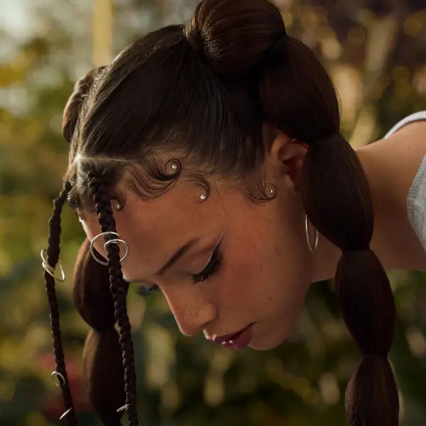 MM News Musiknews NINA CHUBA ILMILMN SHOT 11 Portrait Downward Final EciRGB