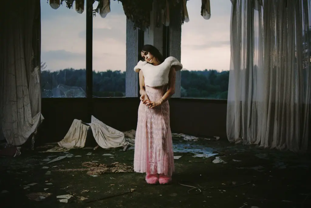 MM News Musiknews BENEE Pressefoto Ur An Angel Im Just Particles 2025