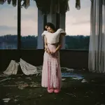 MM News Musiknews BENEE Pressefoto Ur An Angel Im Just Particles 2025