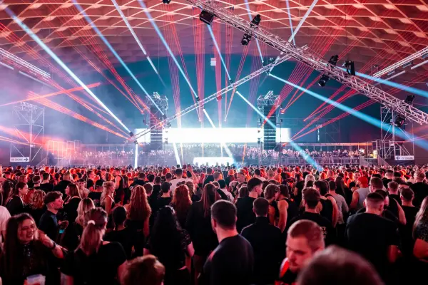 MM Users Berlinieros ARENA RAVE HRO Kai.behrendt KB205208