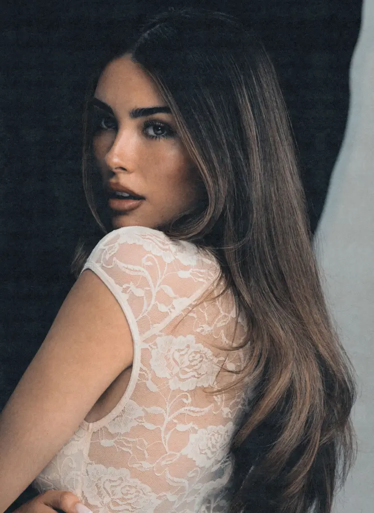 MM News Musiknews Madison Beer LocketDeluxe Press 01 HR