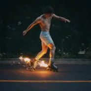 Benson Boone-Fireworks & Rollerblades