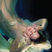 Ellie Goulding-Higher Than Heaven