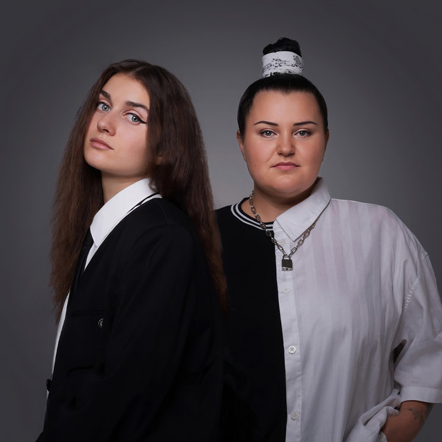 Alyona Alyona & Jerry Heil – Teresa & Maria