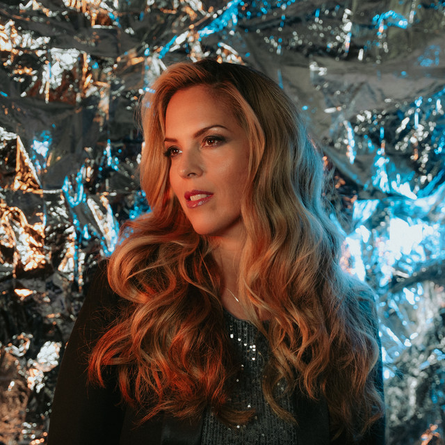 Jennifer Lynn – Light the Sky