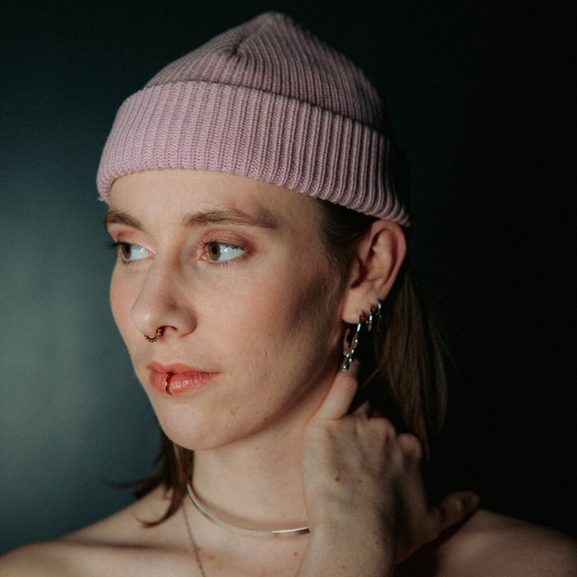 Malou Lovis – Glacier Rivers